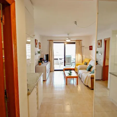 Marta - Stunning Sea View In Lejlighed