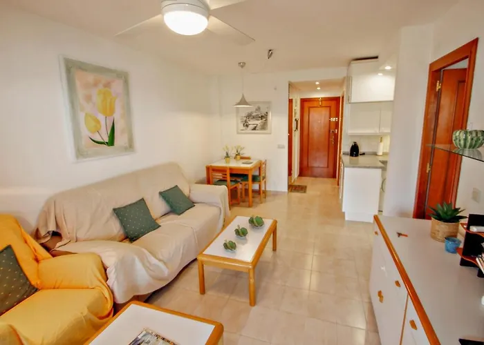 Marta - Stunning Sea View In Apartment